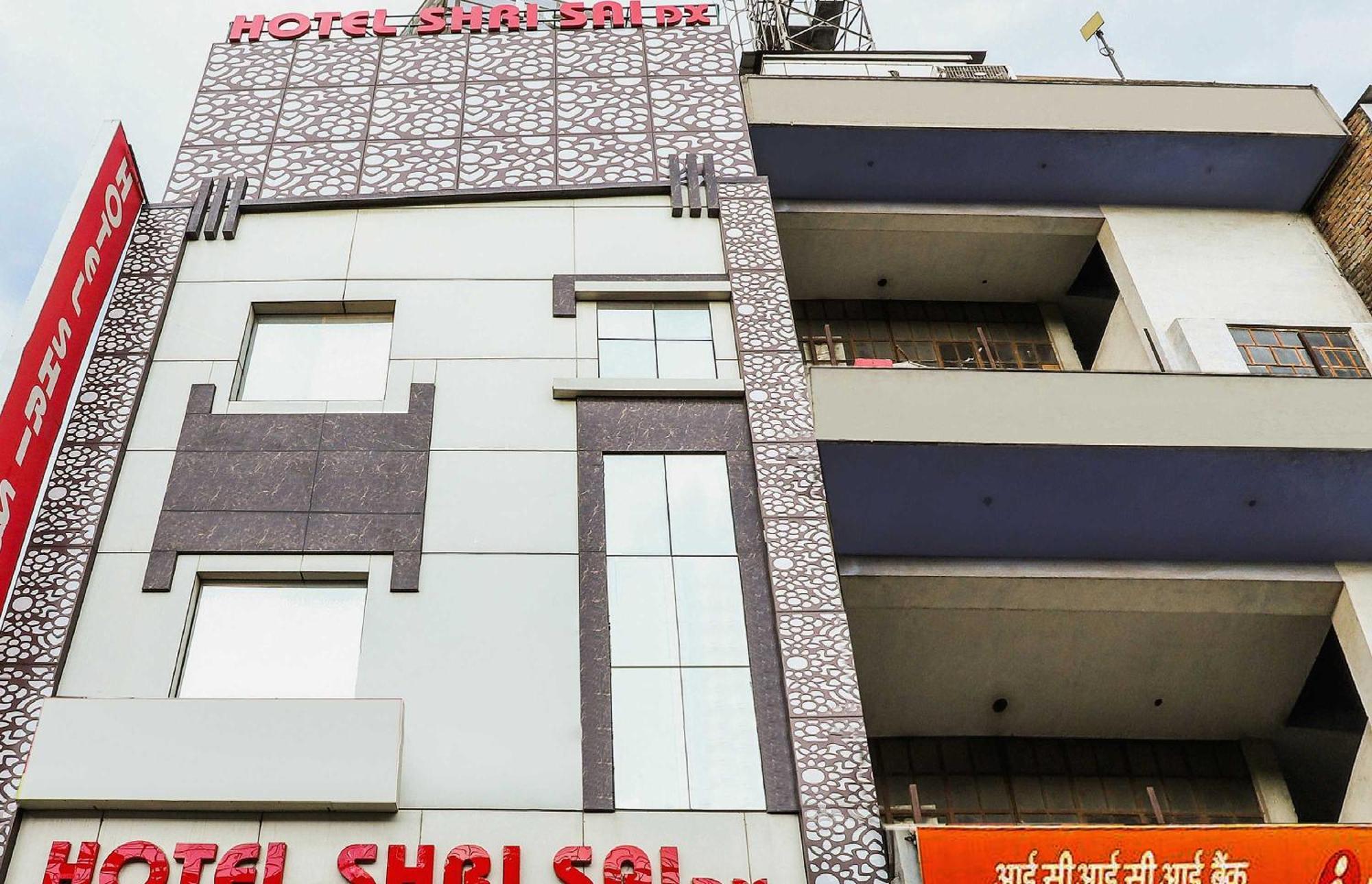 Oyo28373什里赛酒店 德里 外观 照片